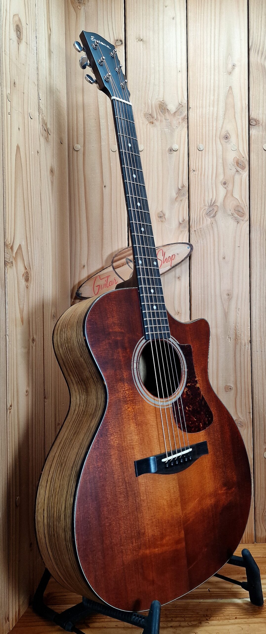 Eastman AC222CE-CLA, Grand Auditorium Westerngitarre – Bild 7
