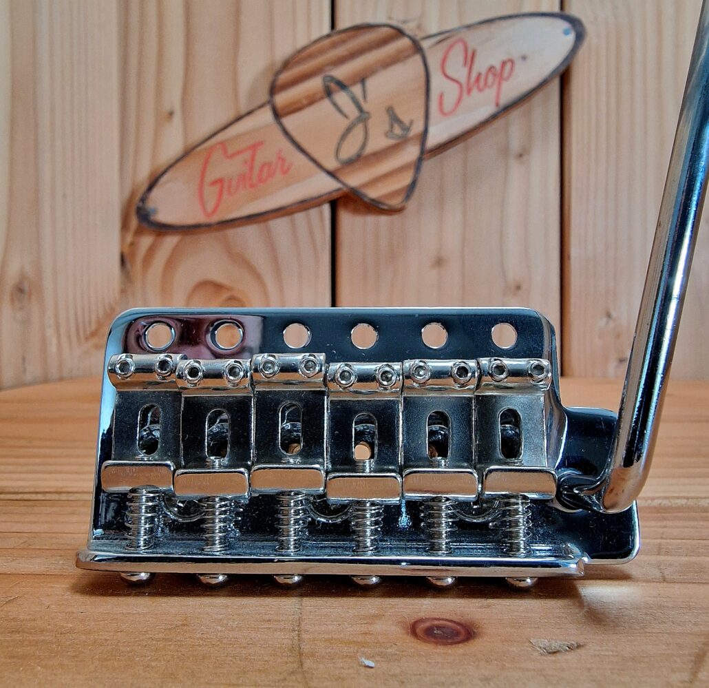 Rockinger Vintage Tremolo für S-Style Gitarren, Nickel/Chrom