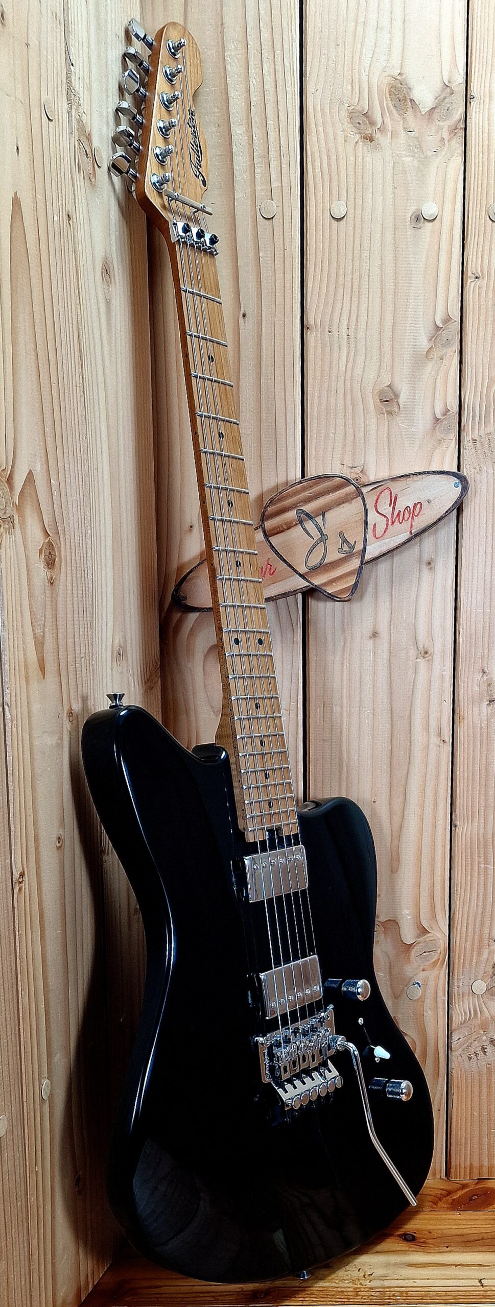 Fullerton Guitars OFF Series black, Floyd Rose, Flamed Maple Neck. Demo – Bild 3