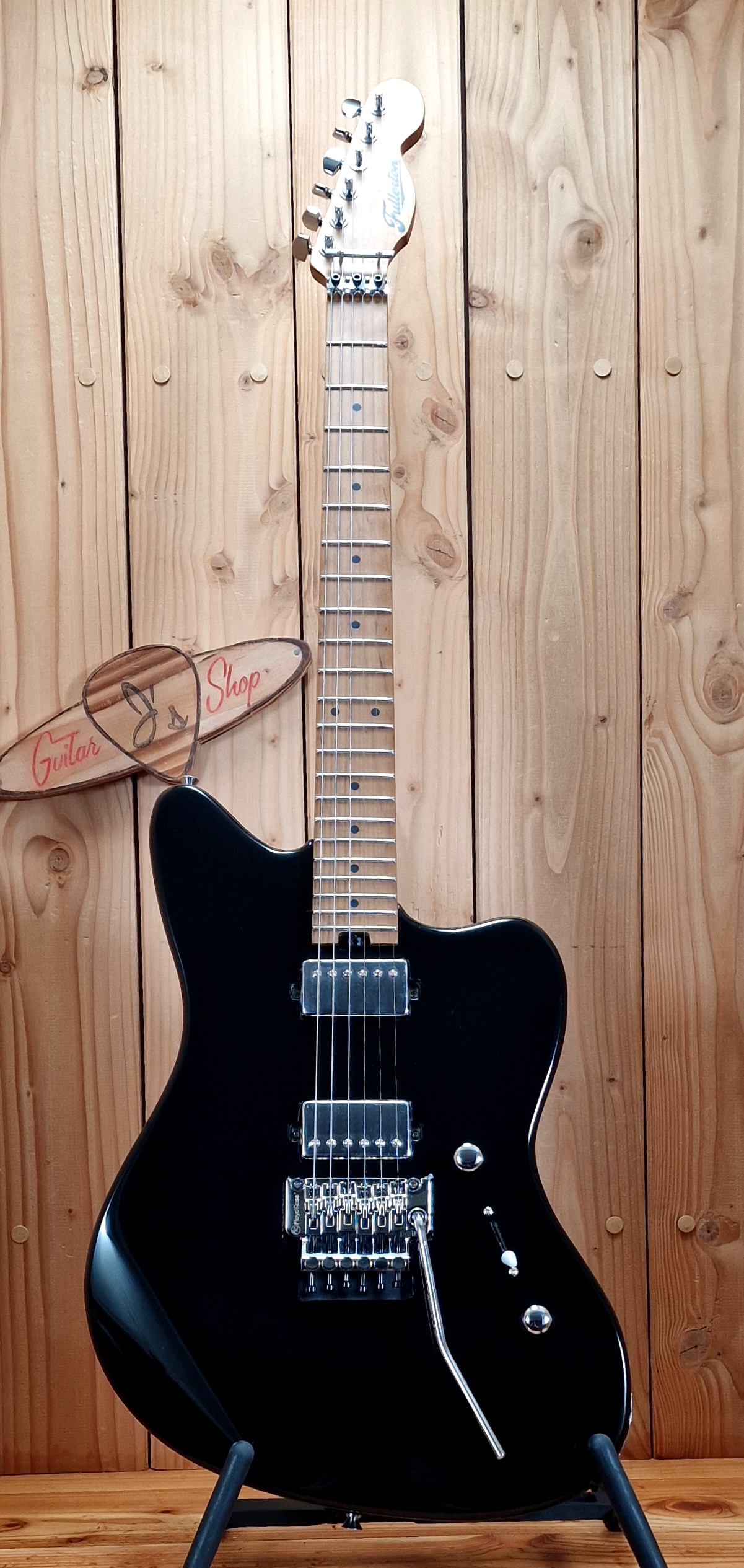 Fullerton Guitars OFF Series black, Floyd Rose, Flamed Maple Neck. Demo – Bild 4
