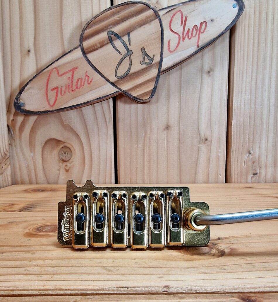 Original 80´s- 90´s Wilkinson VS100N Tremolo, USA PAT. PEND. in Gold mit Locking Funktion #1
