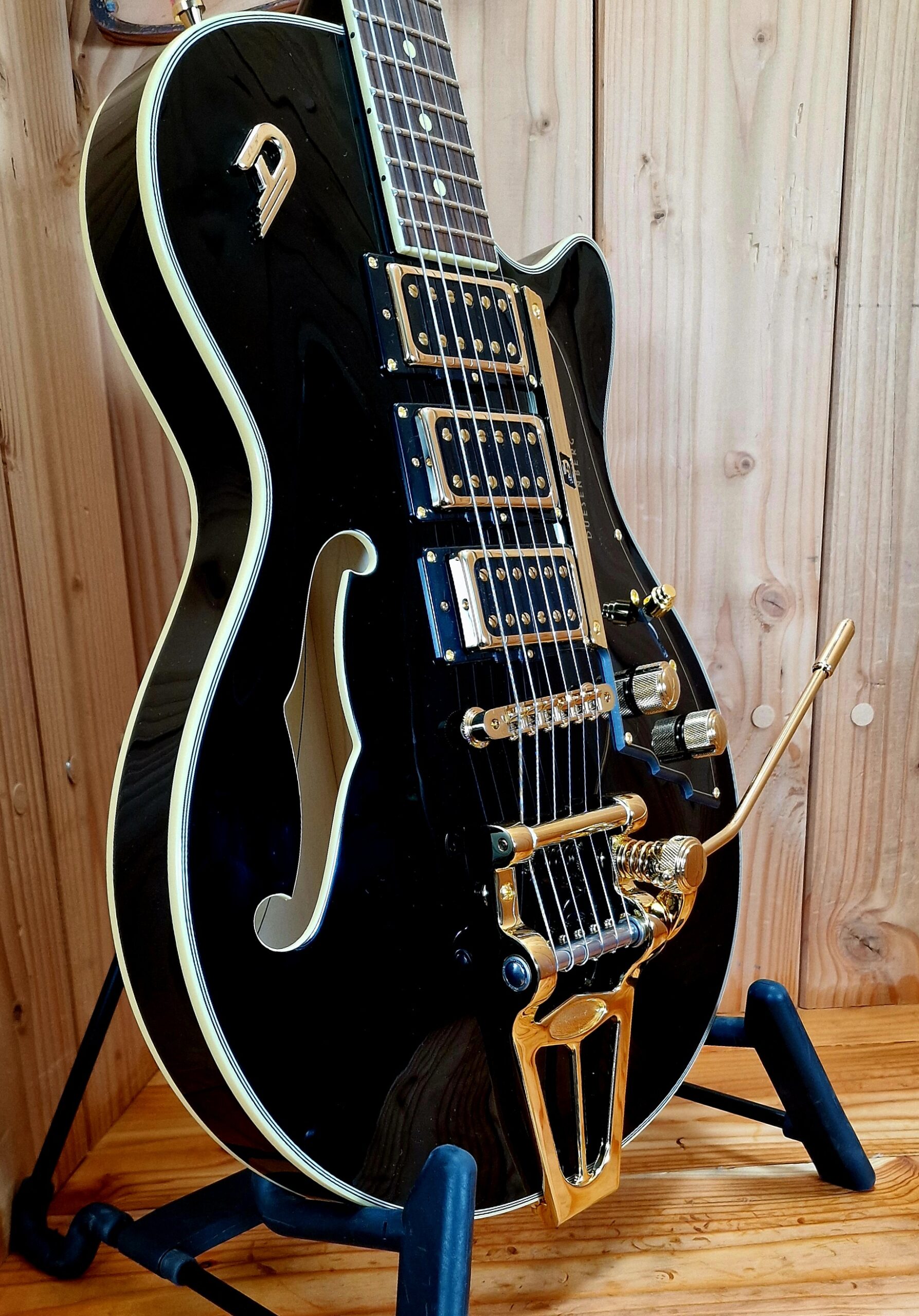 Duesenberg Starplayer TV Custom Black, B-Stock – Bild 10
